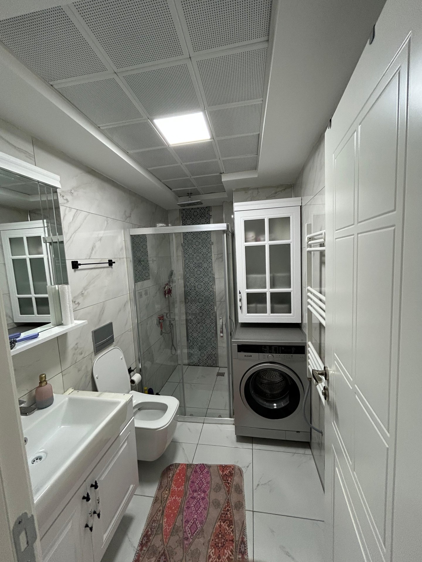 ÖZEL TASARIMLI  2+1 LÜKS KONUT 100 M NET ALAN , TEZGEL KALİTESİYLE SATILIK !