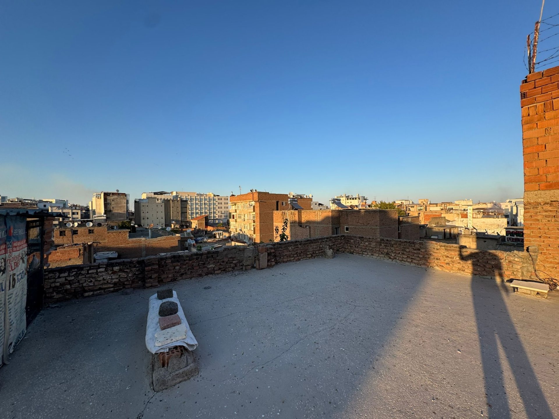 ULU CAMİ YANINDA SATILIK Z+3 KATLI BİNA TAMAMI SATILIK