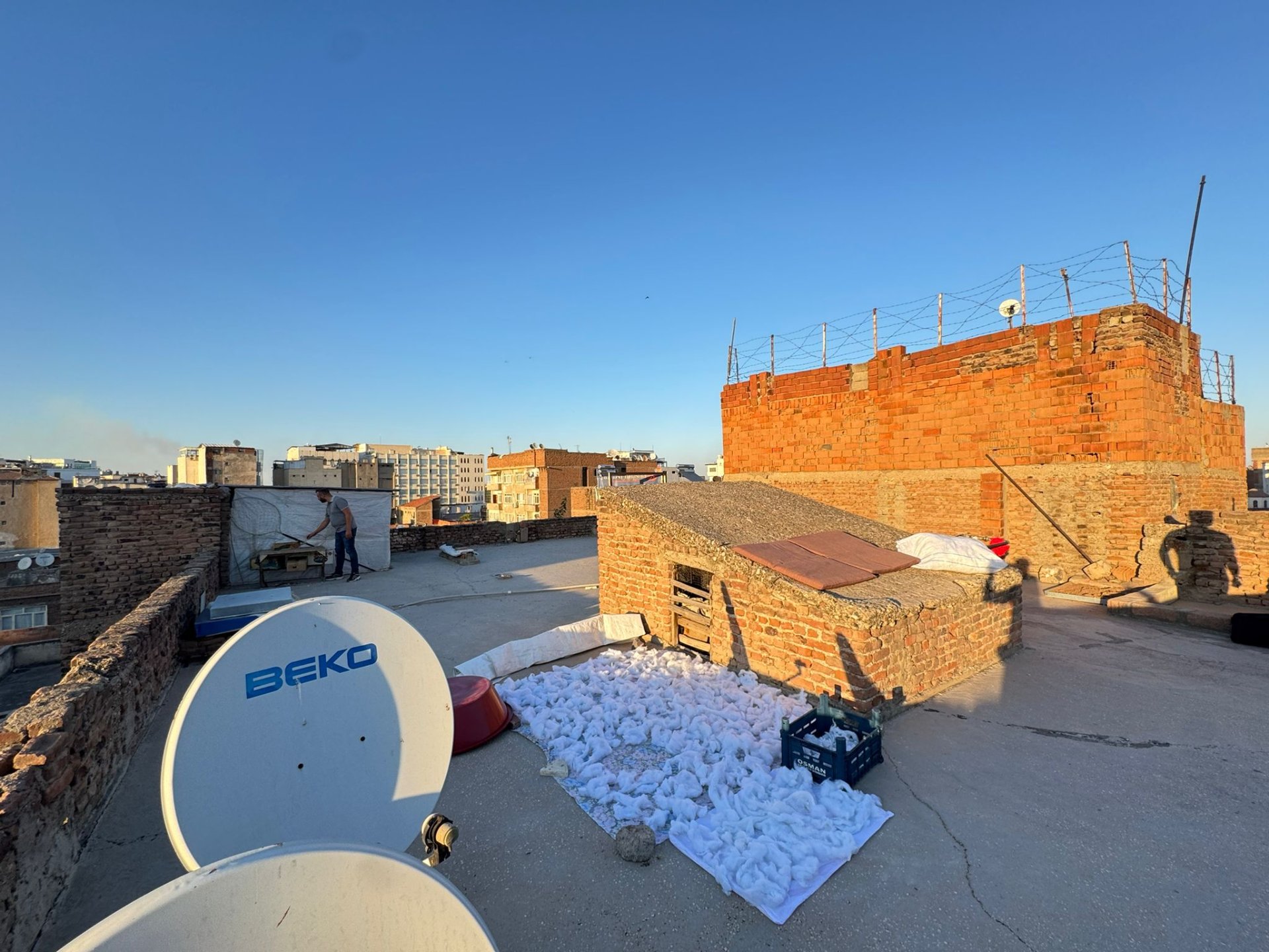 ULU CAMİ YANINDA SATILIK Z+3 KATLI BİNA TAMAMI SATILIK