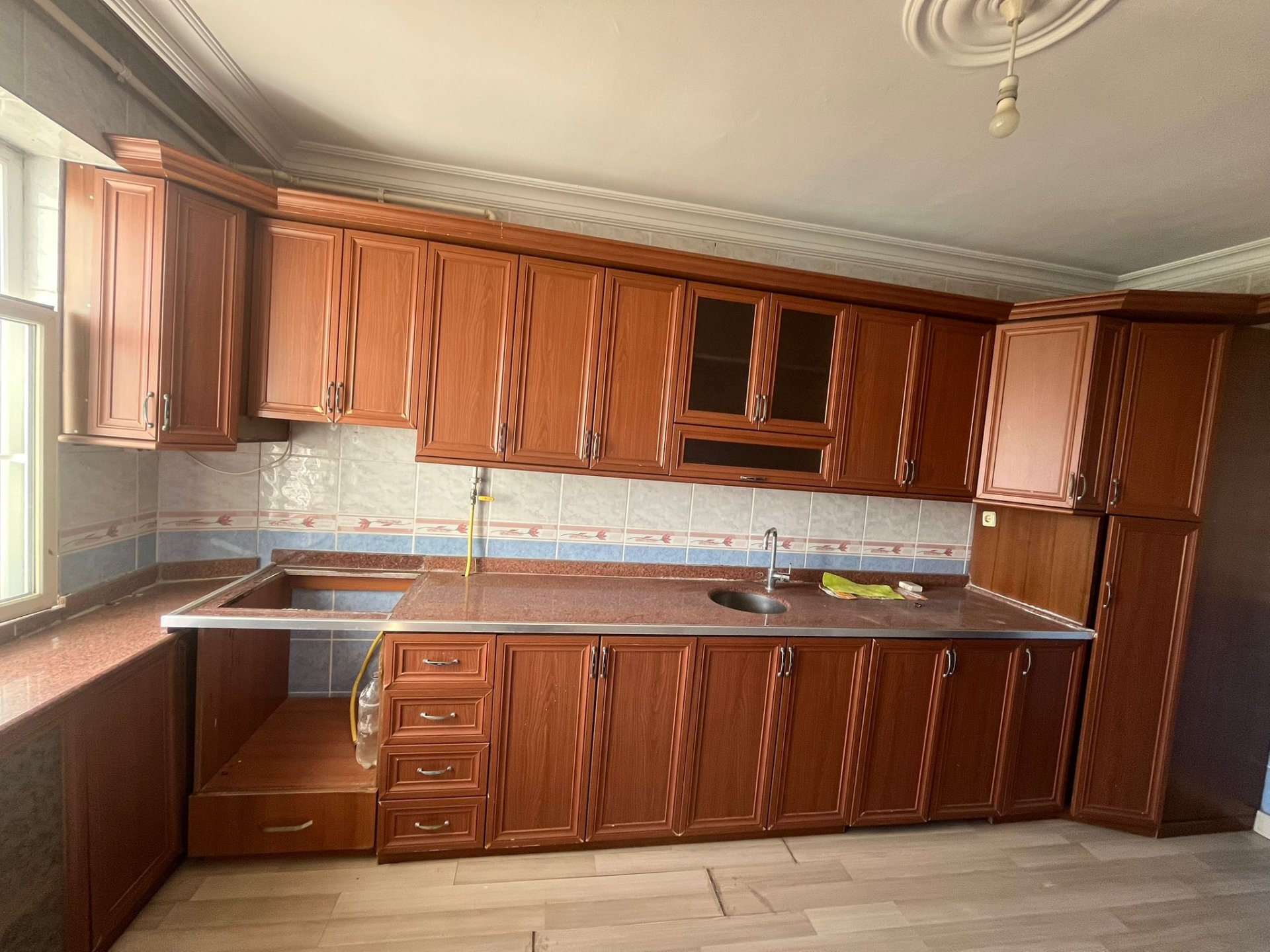 KAYAPINAR BELEDİYESİNİN YANI 3+1 KİRALIK DAİRE