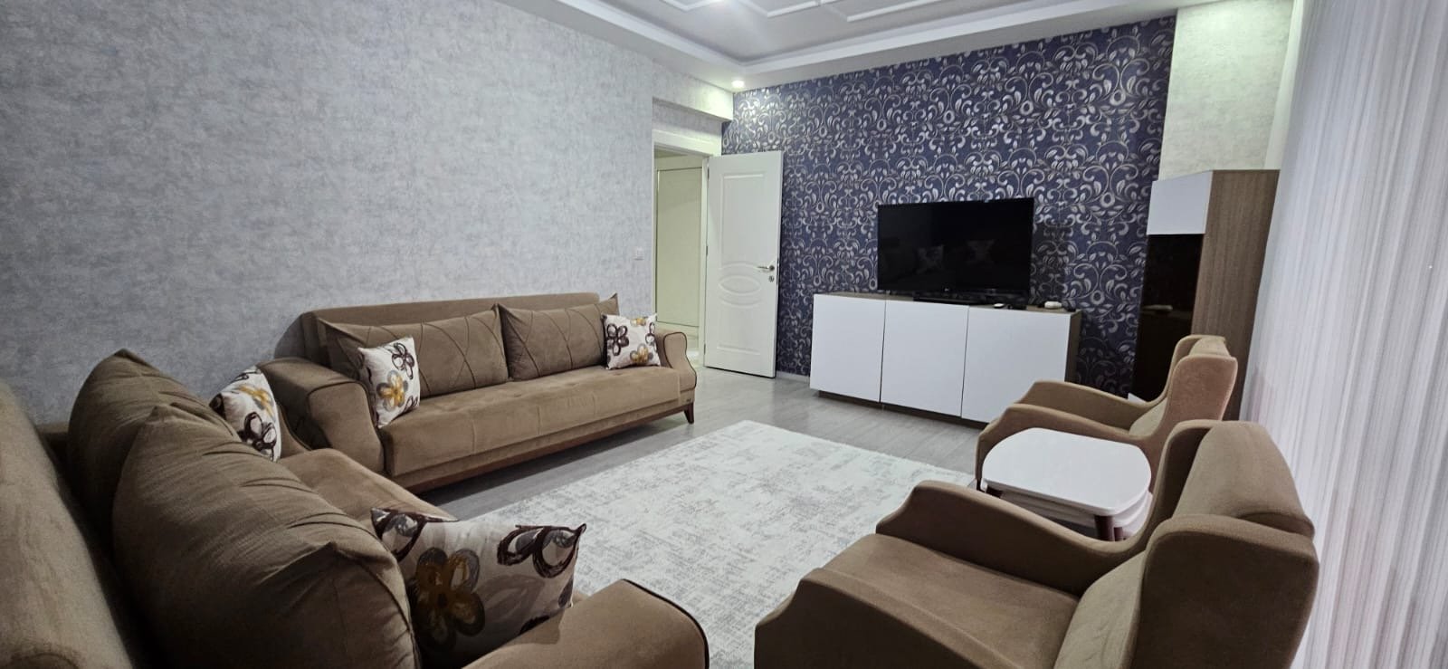 WİNSTOWN AWM HEMEN KARŞISI 3+1 2 DAİRE ÜZERİ ACİLL