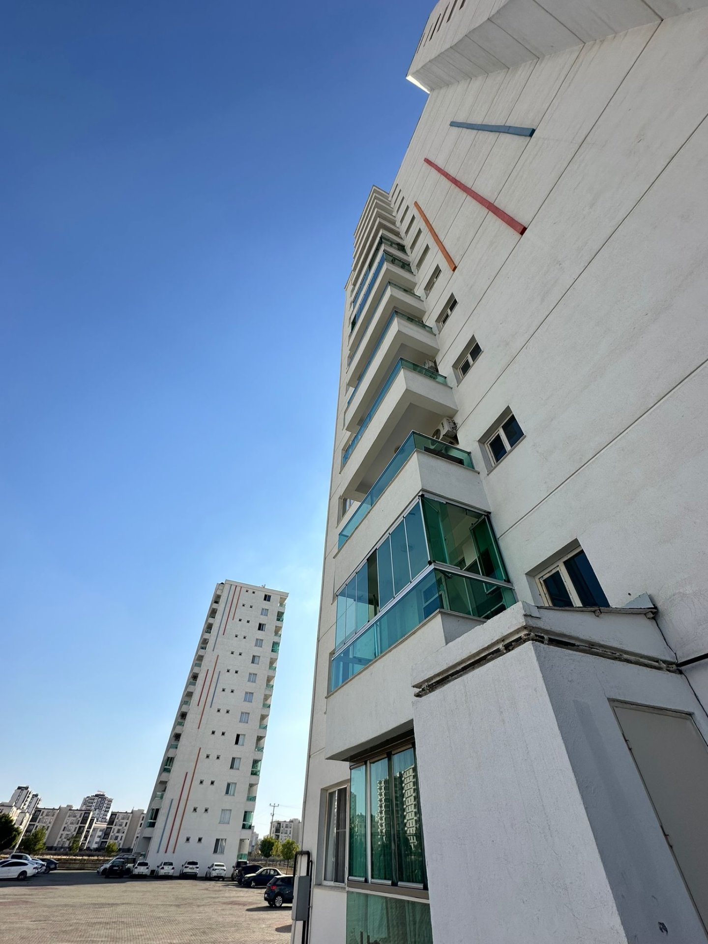 ACİL SATILIKKAYAPINAR ARAŞTIRMA HASTANESİ CİVARI 3+1 LÜKS DAİREMİZ SATIŞTADIR