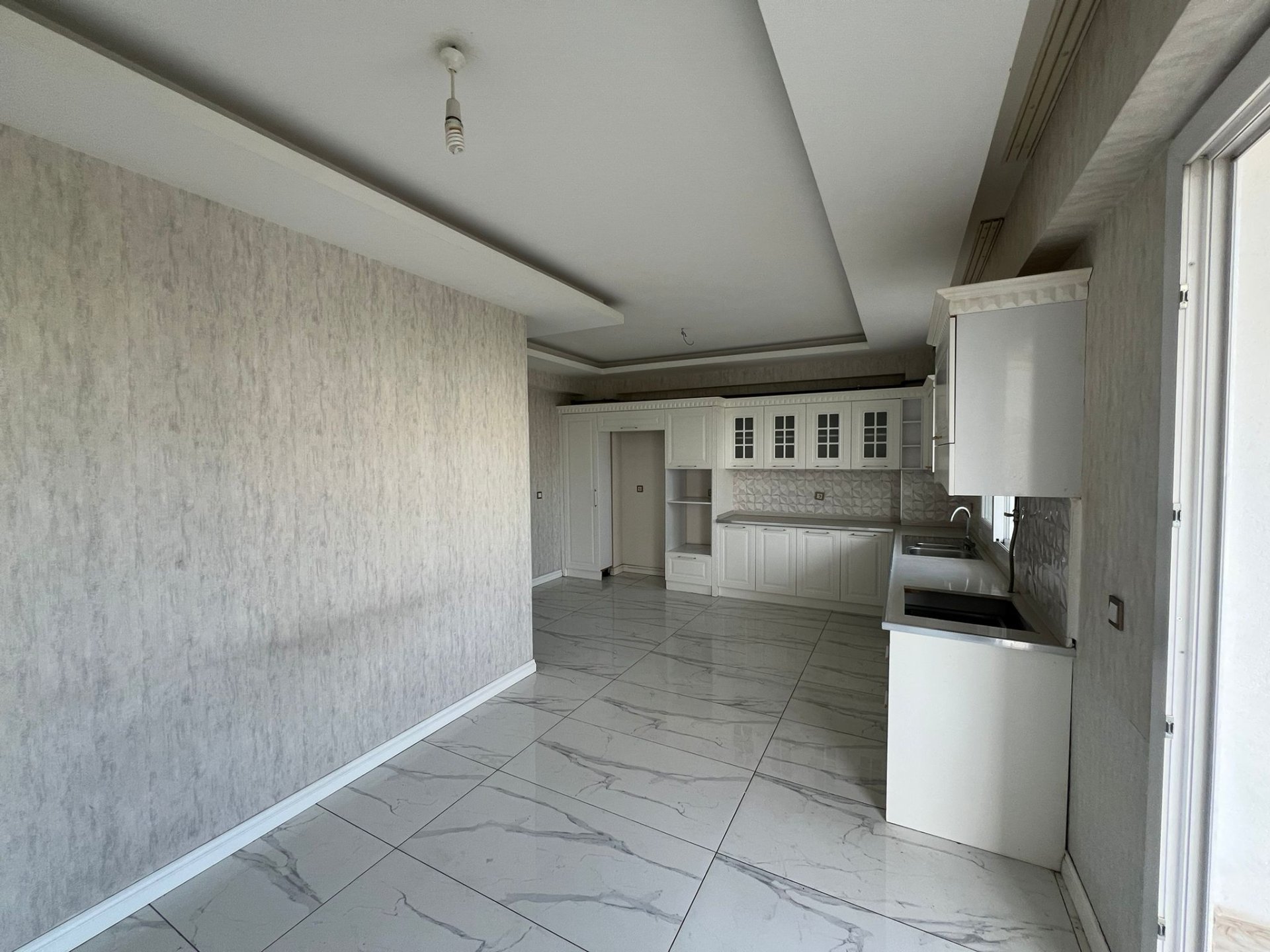 WİNSTOWN KARŞISI 3.5+1 ULTRA LÜX SIFIR AYARINDA