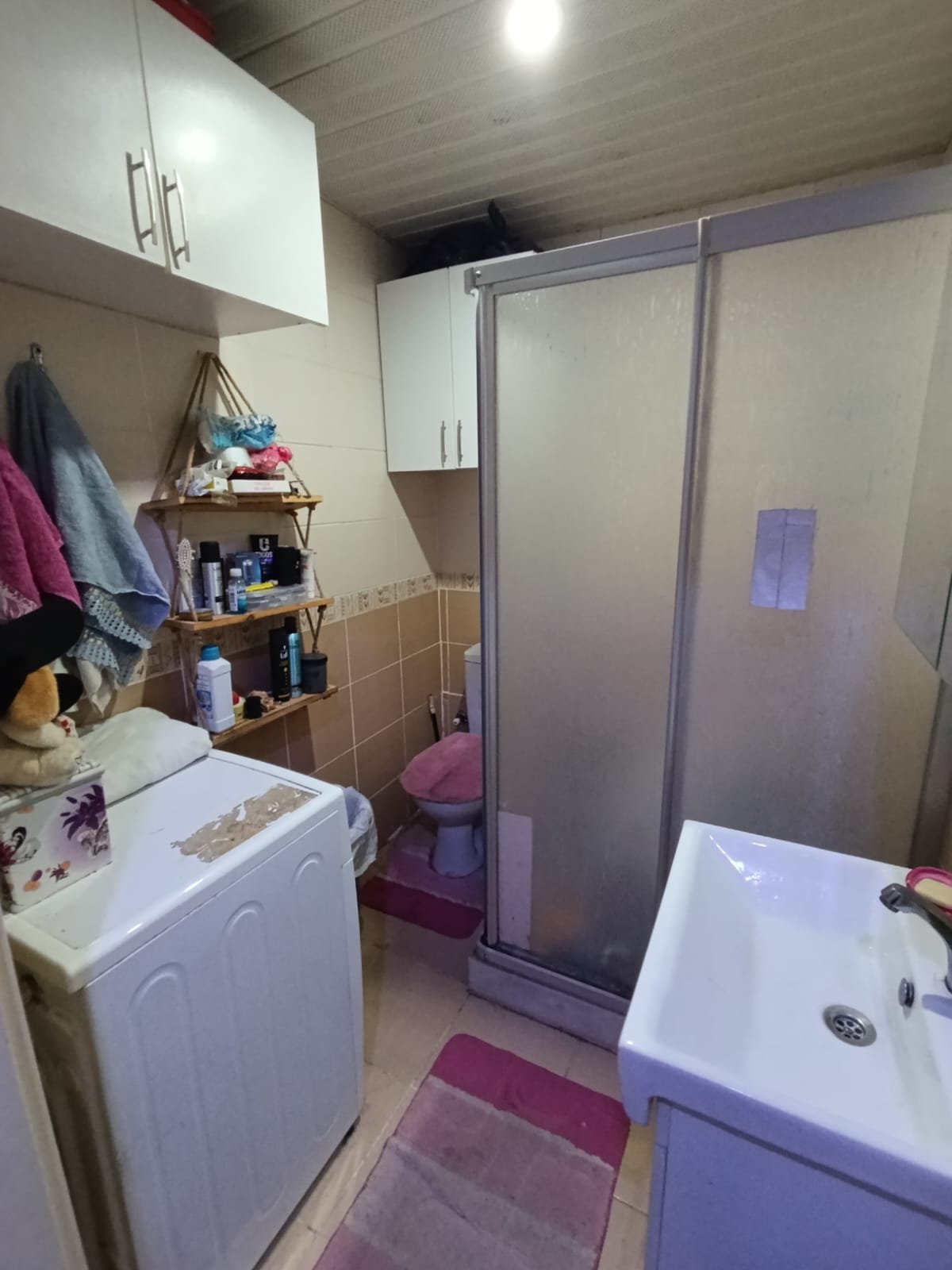 ÜÇKULAR 3 KATLI TOKİDE ACİL ACİL SATILIK 2+1 BAKIMLI DAİRE!!