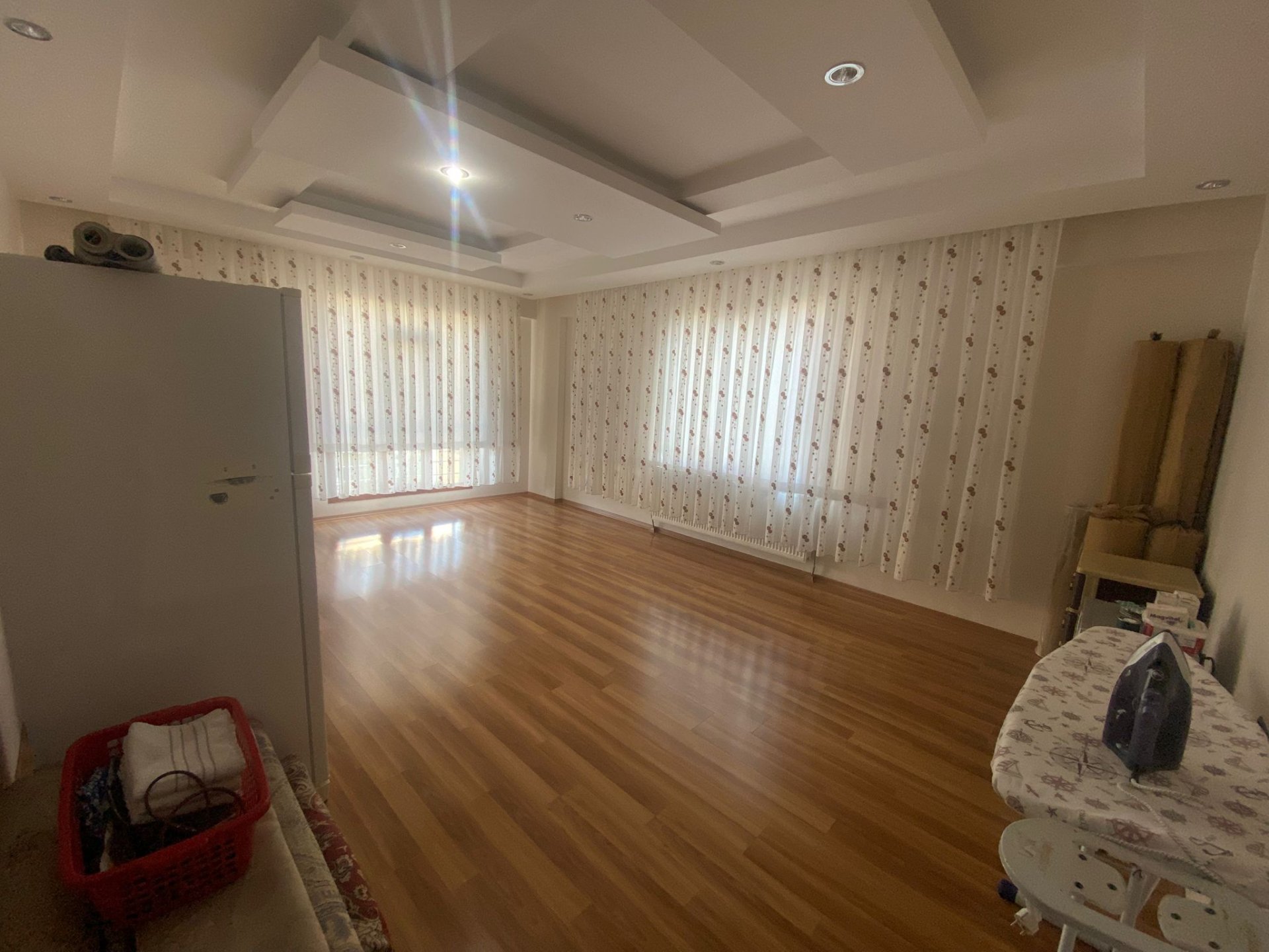 BAĞCILAR GÖLETLİ PARK CİVARINDA SATILIK 3+1 MASRAFSIZ DAİRE