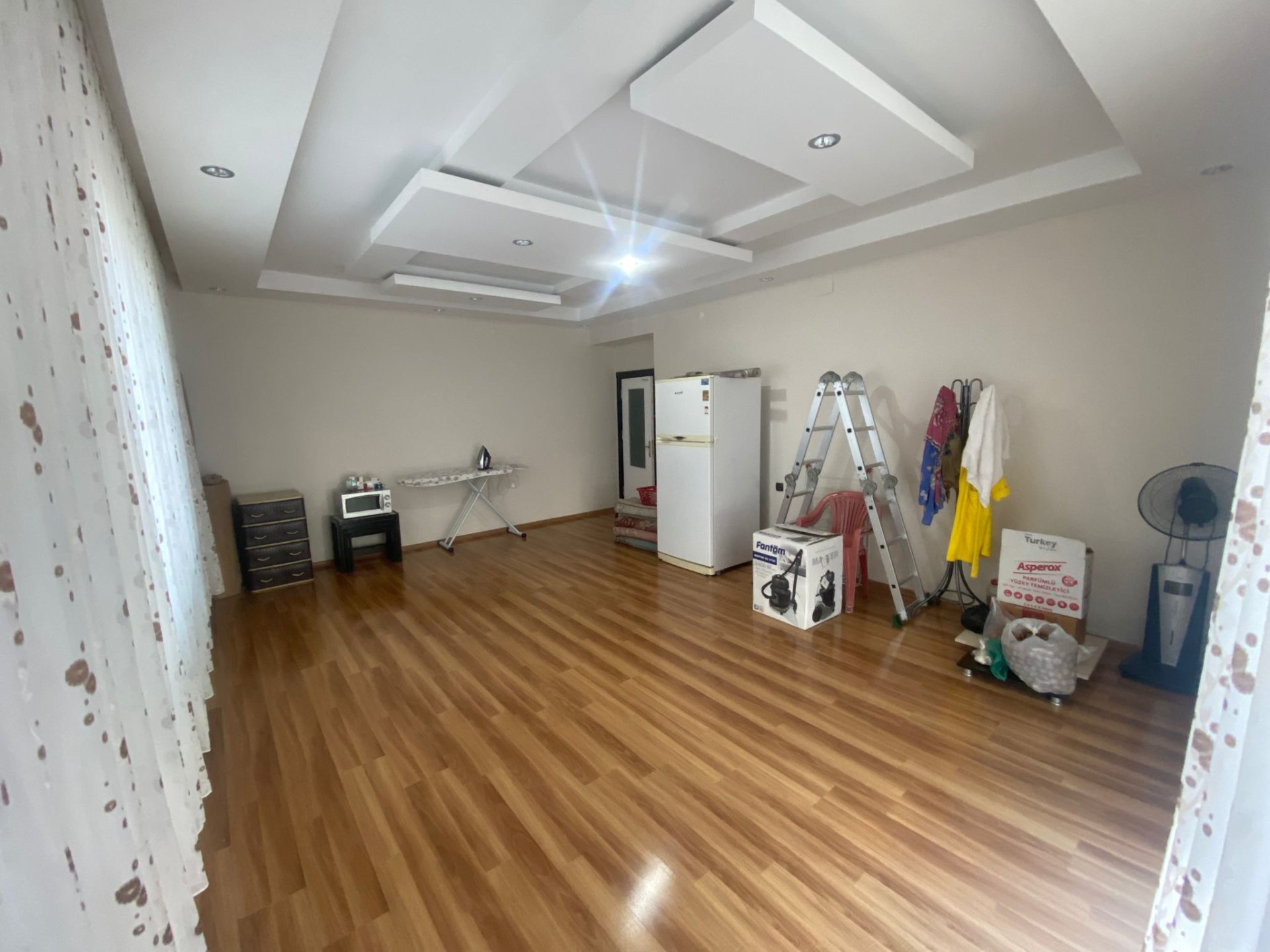 BAĞCILAR GÖLETLİ PARK CİVARINDA SATILIK 3+1 MASRAFSIZ DAİRE