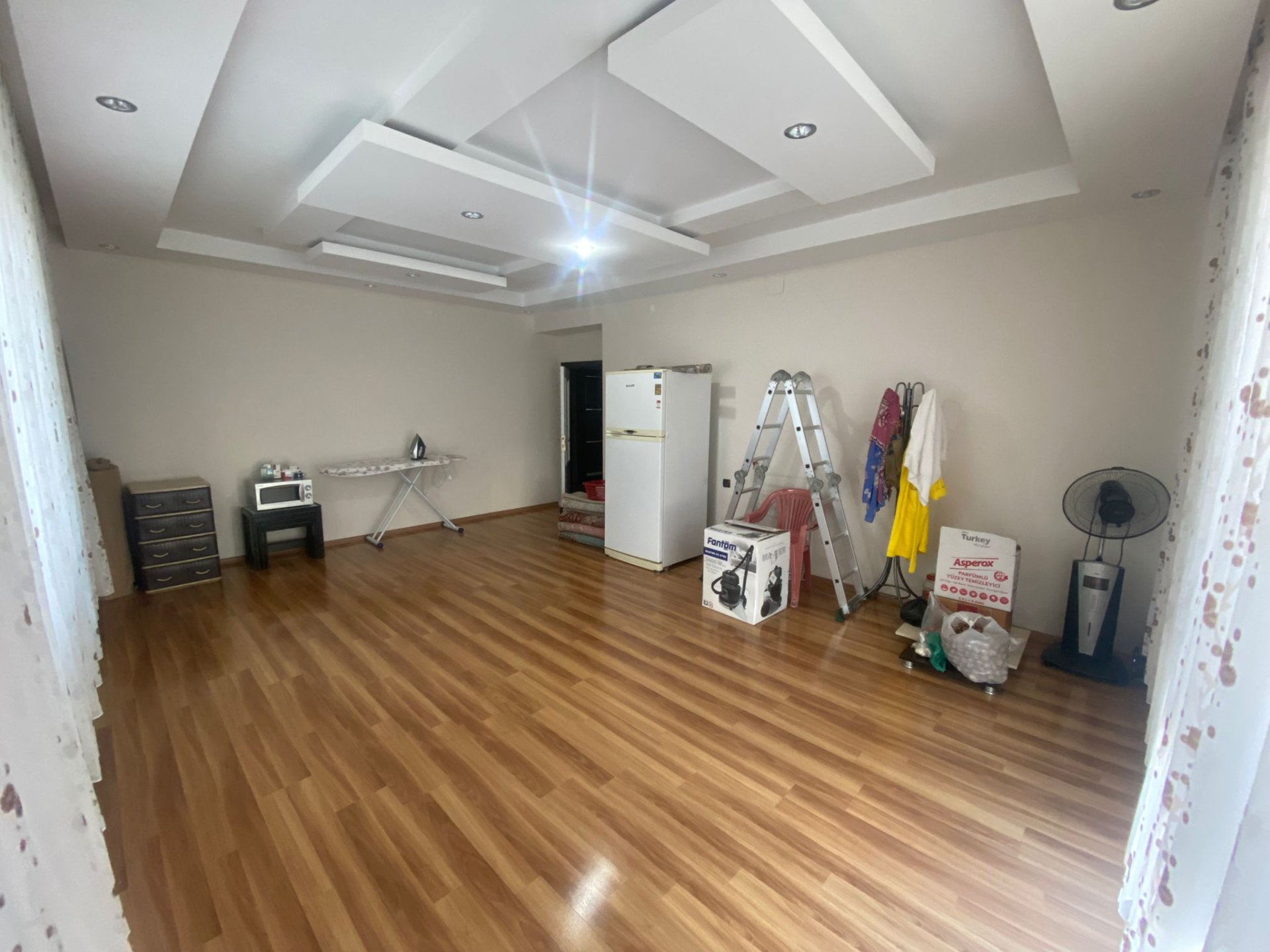 BAĞCILAR GÖLETLİ PARK CİVARINDA SATILIK 3+1 MASRAFSIZ DAİRE