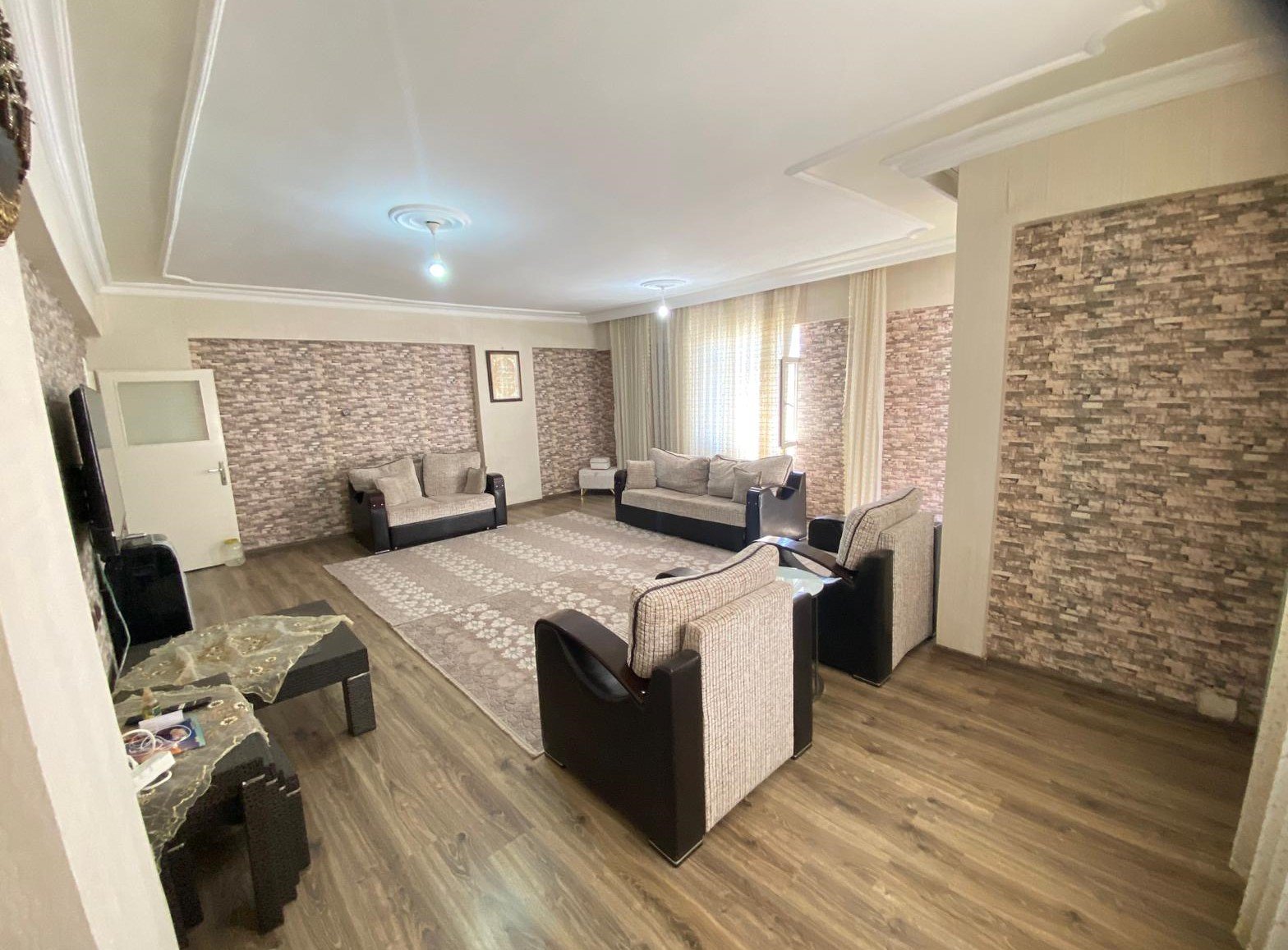 GAZİLER MERKEZİ KONUMDA ACİLL SATILIK 3+1 FIRSAT DAİRE