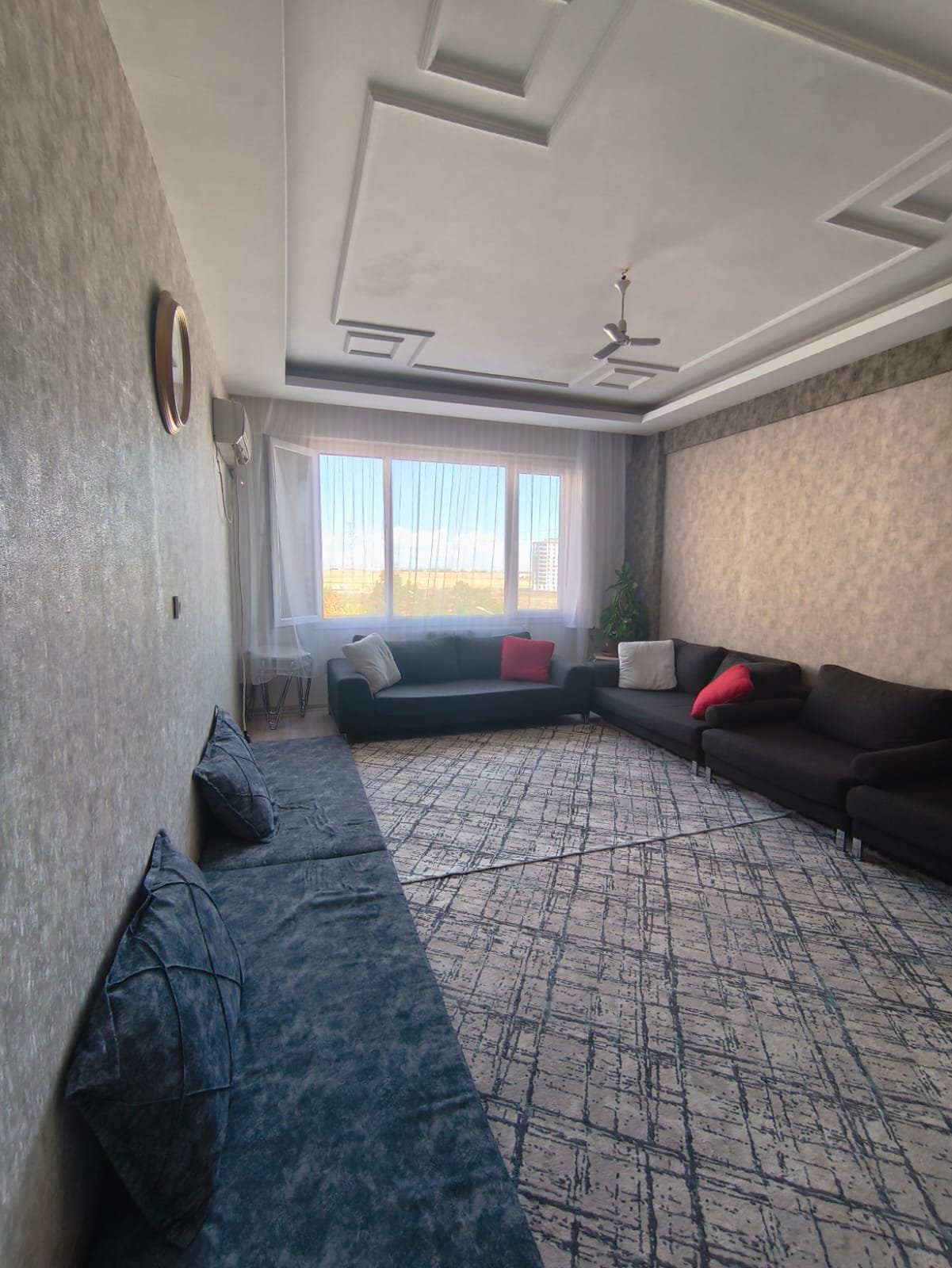 ÜÇKUYULAR  3+1  LÜKS DAİRE