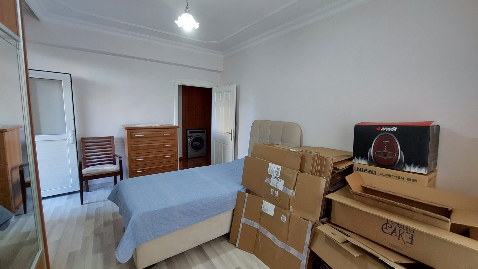 KAYAPINARIN KALBİ KENT MEYDANINA YÜRÜME MESAFESİNDE SATILIK FIRSAT 4+1 DAİRE