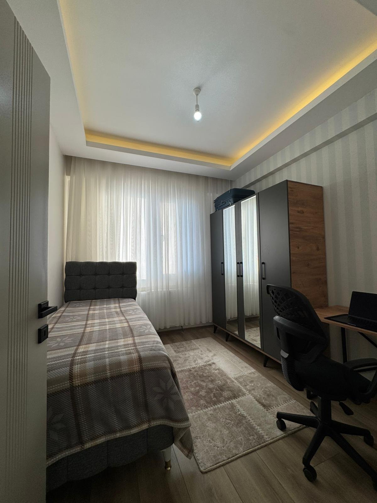 ÜÇ KUYULARDA RENSA KALİTESİYLE 3.5+1 LÜKS DAİREMİZ SATIŞTADIR