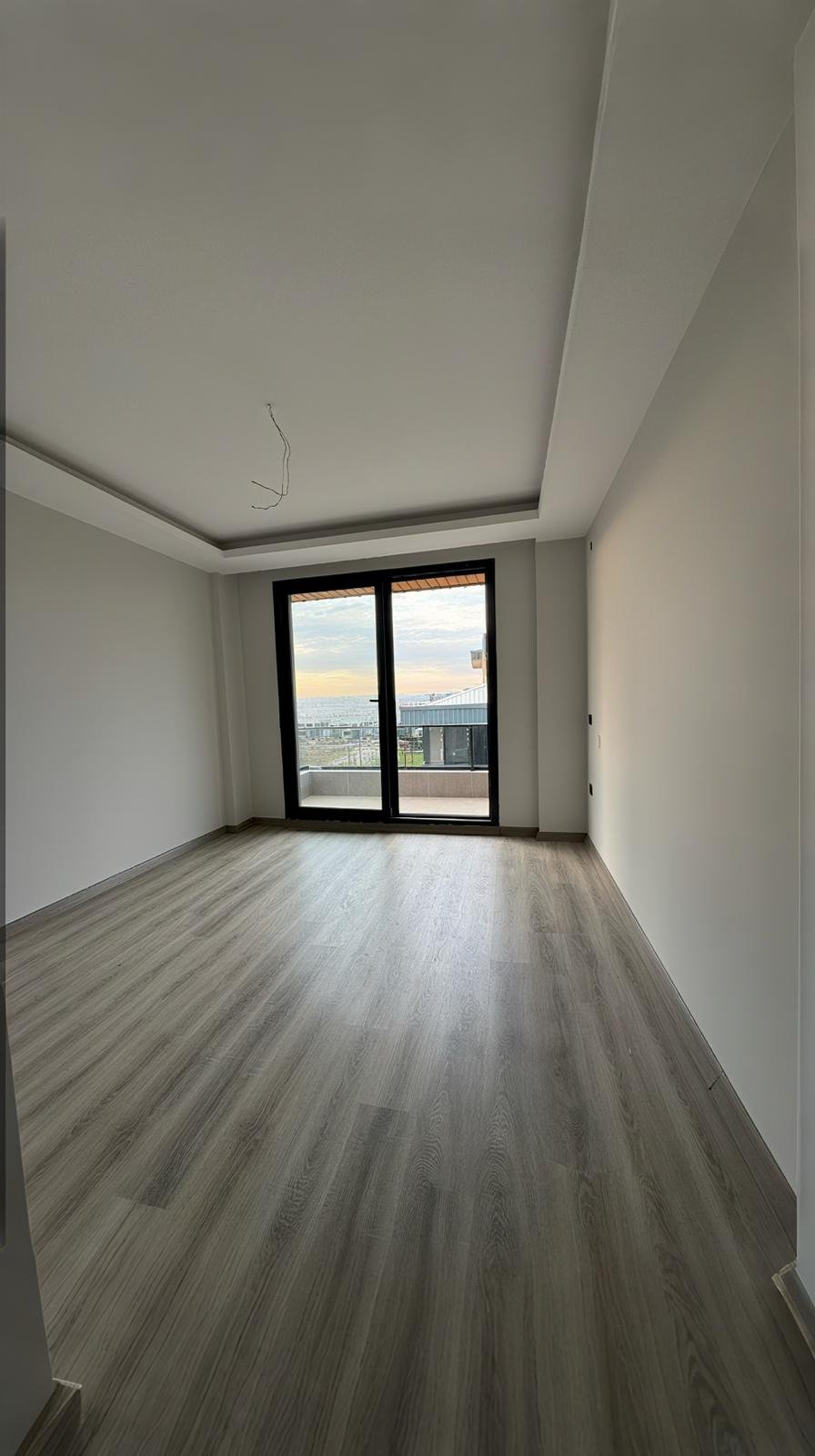 KENT ORMAN ARKASI HAVUZLU TRİPLEKS 6+1 LÜKS VİLLA