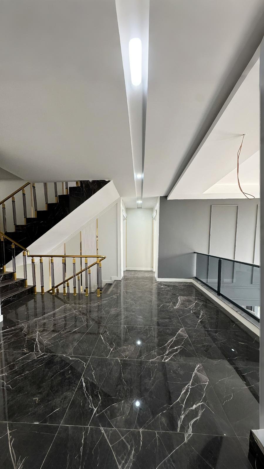 KENT ORMAN ARKASI HAVUZLU TRİPLEKS 6+1 LÜKS VİLLA