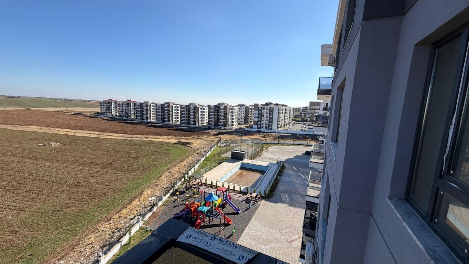 TEKNOKENT ARKASINDA HAVUZLU 3+1 SATILIK LÜKS DAİRE