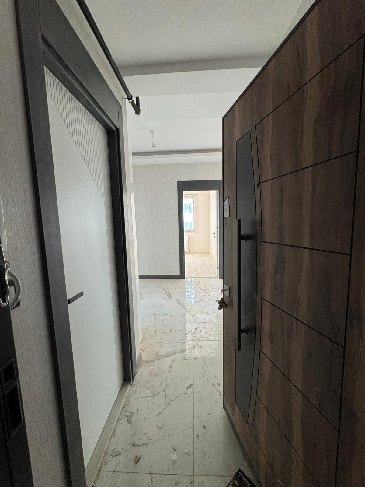 YENİŞEHİR 450 EVLERDE LÜKS DAİRE