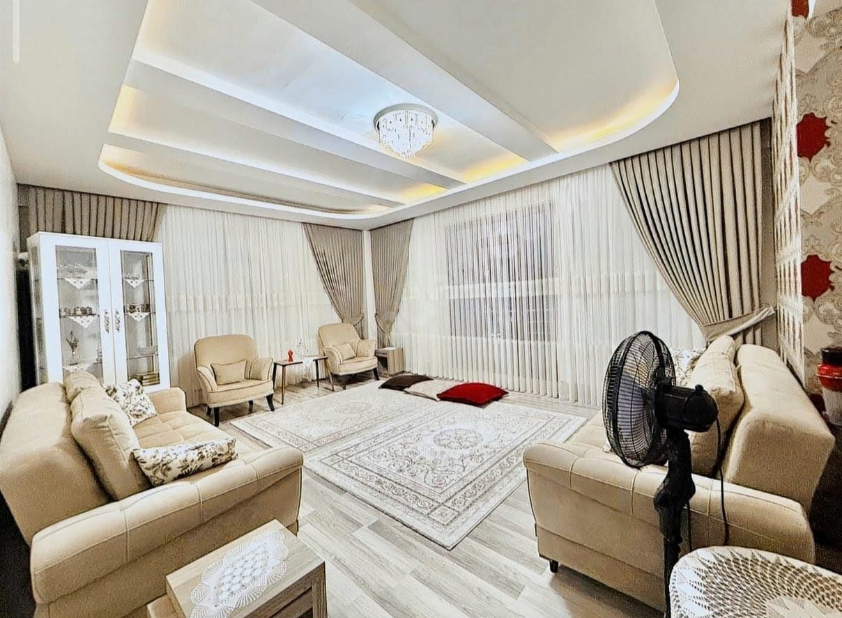 YETİŞEN ALIR BAĞCILAR ESKİ SİVEREK CADDESİNDE 3+1 LÜKS DAİREMİZ SATIŞTADIR